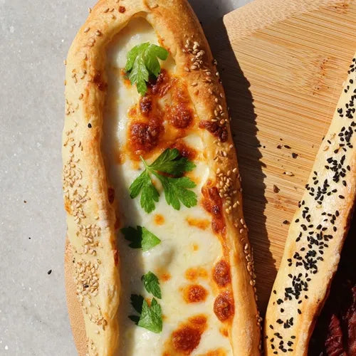 فطيرة جبن عكاوي